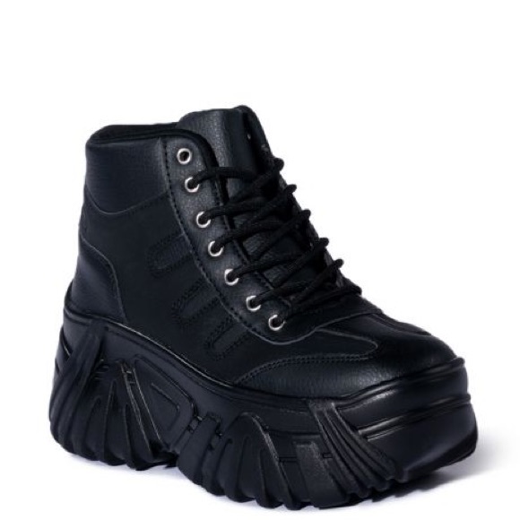 Azalea Wang Black Leather Lace Up Combat Boots - Picture 1 of 3